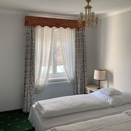 Pension Margit บาเดน ภายนอก รูปภาพ